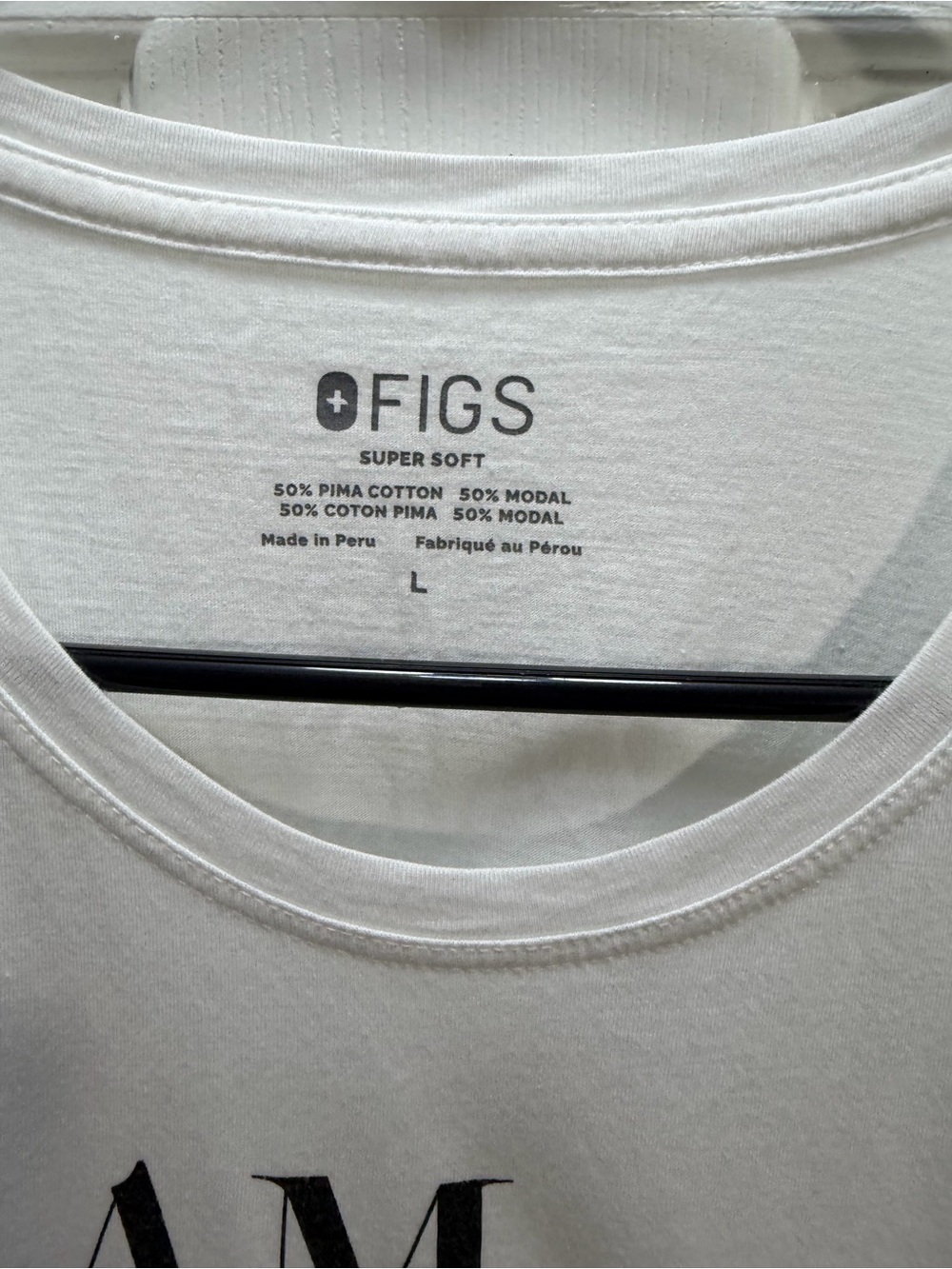 Figs White Short Sleeve Graphic Tee - Multilingual 'I Am A Nurse' Print - Picture 2 of 3